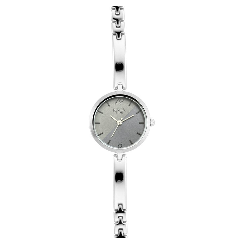 Titan Raga Viva Silver Dial Women Watch With Metal Strap