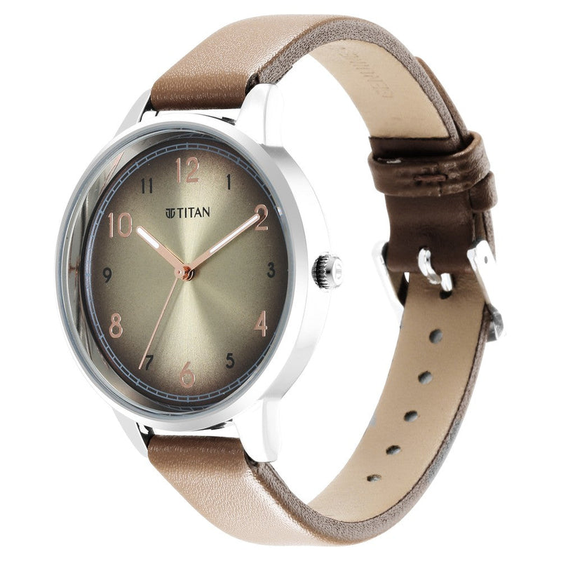 Titan Trendsetters Beige Dial Women Watch With Leather Strap