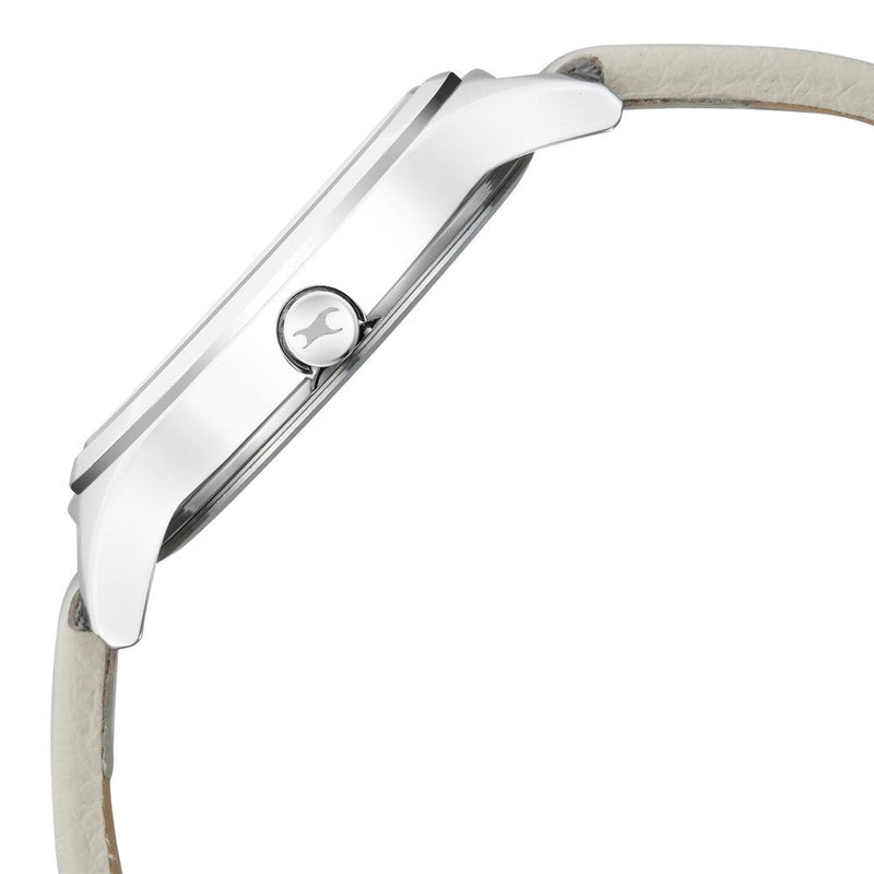 Fastrack Stunners Quartz Analog White Dial Leather Strap Watch for Girls