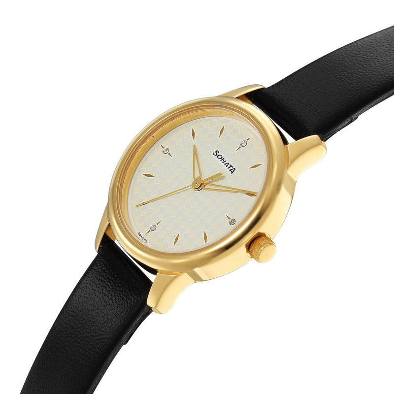 ClassicåÊGold White Dial Leather Strap Watch for Women