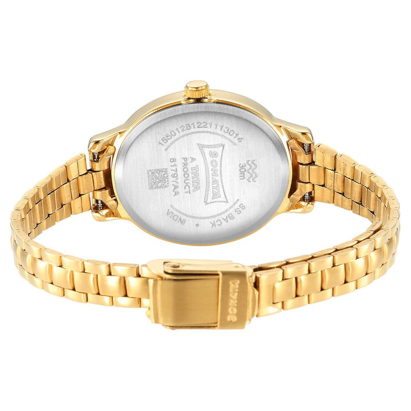 ClassicåÊGold Silver Dial Metal Strap Watch for Women