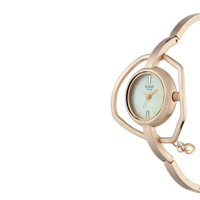 Raga I impetigo am Analog Watch